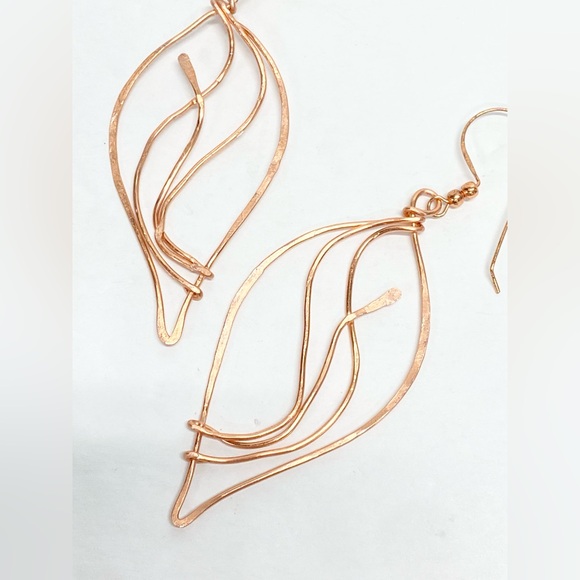 HANDMADE Hand Wrapped Pure Bare Copper Minimalistic Modern Leaf Dangle Earrings - Picture 8 of 10